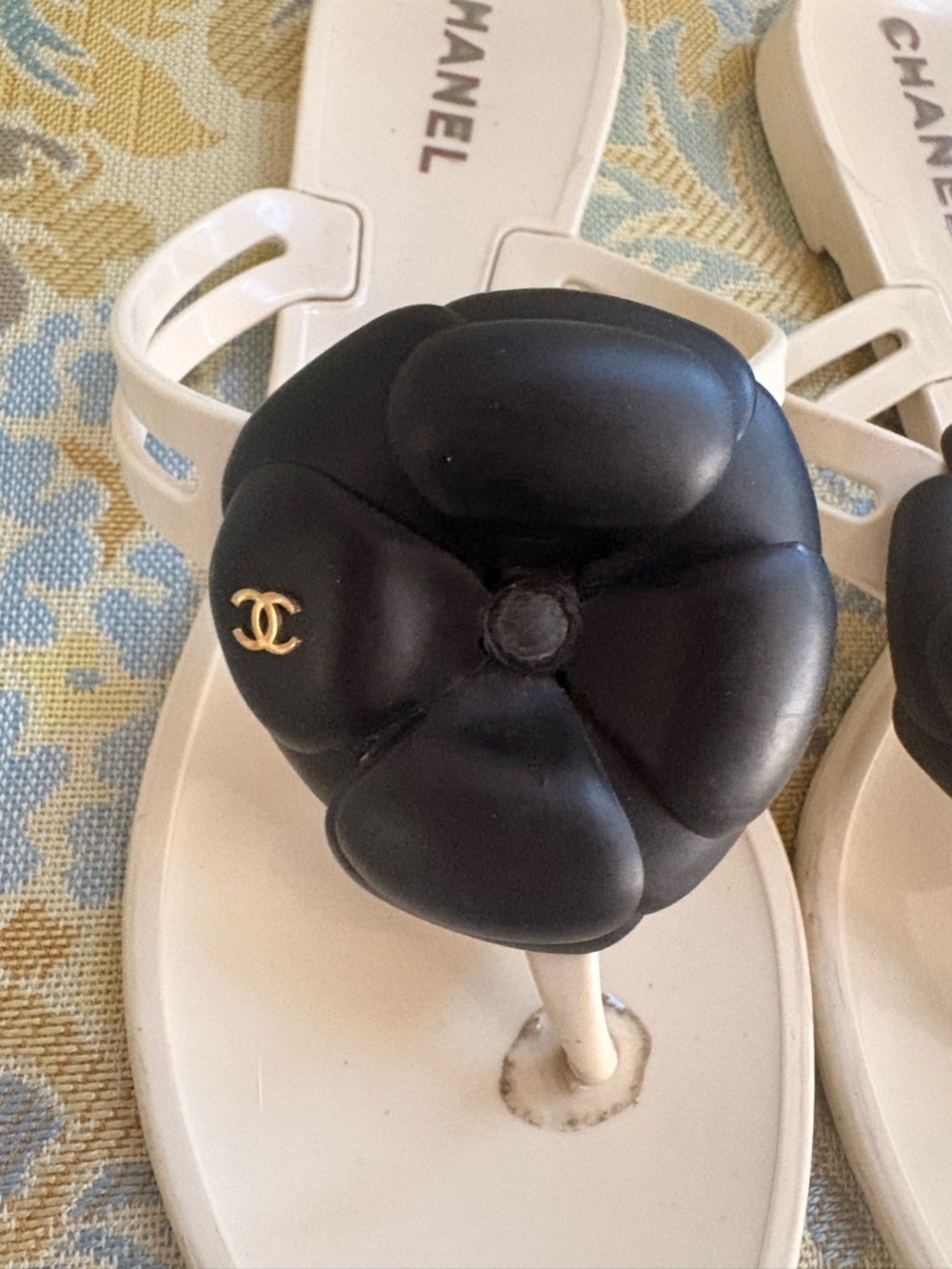 Chanel Jelly Camellia sandals 38 - Picture 2 of 10